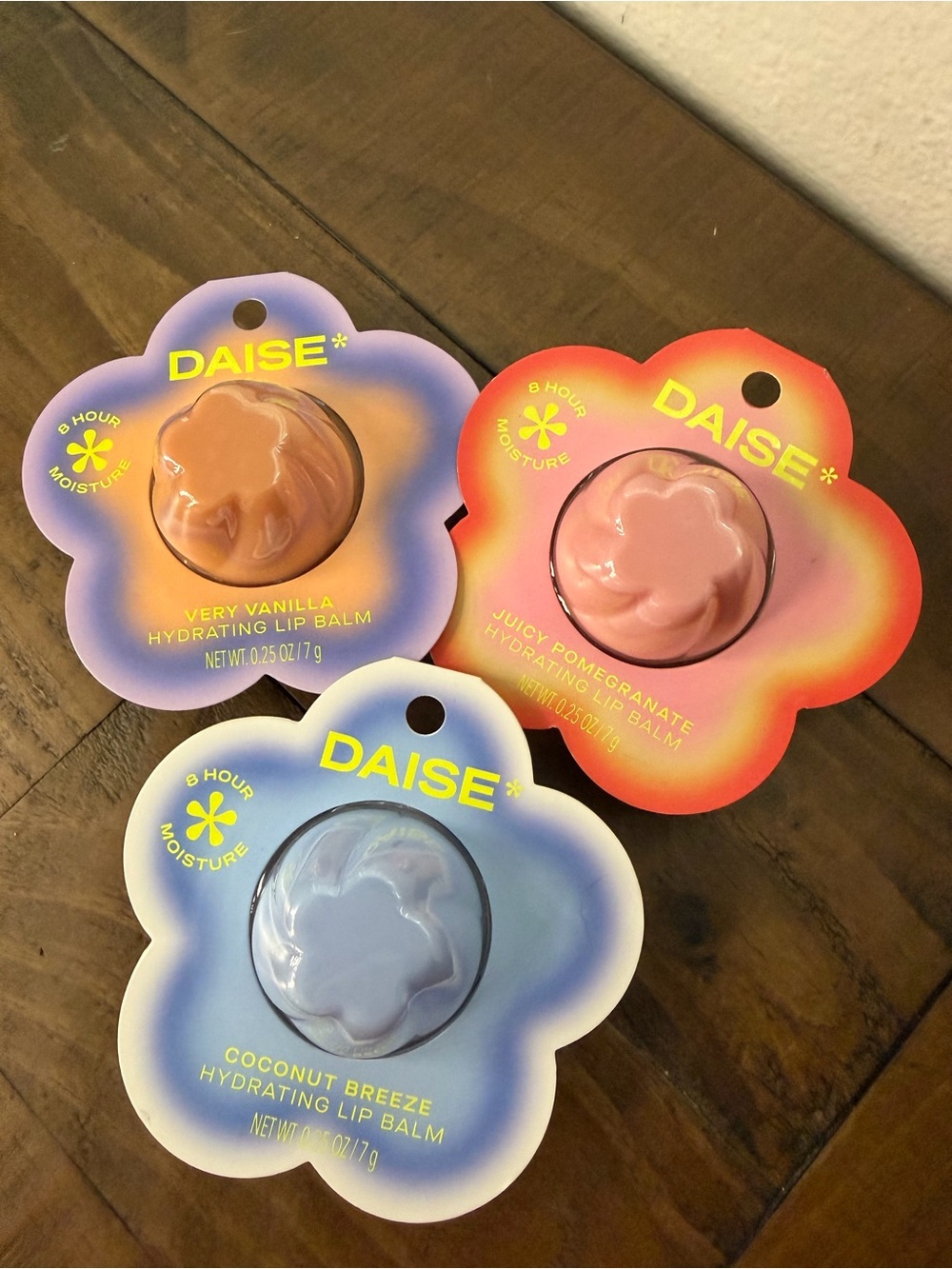 Daise hydrating lip balm trio new pomegranate, coconut & vanilla new